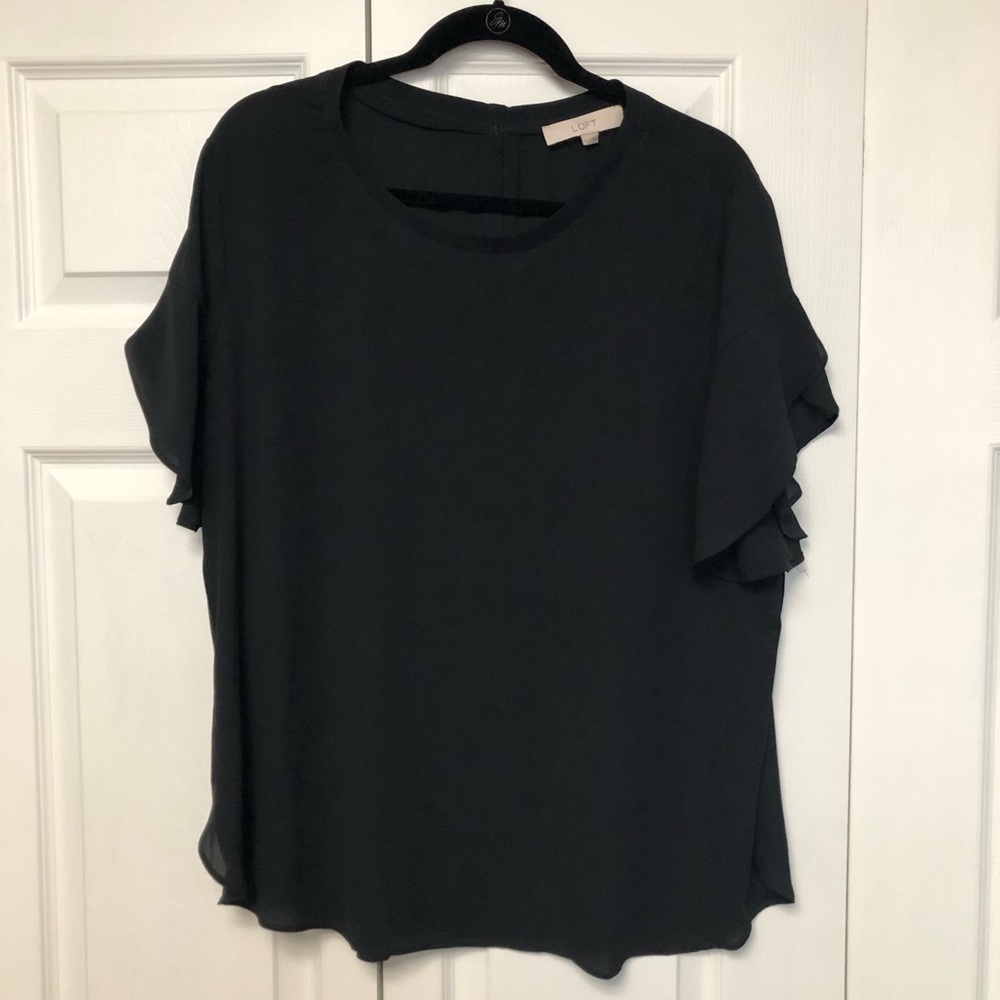 Women's Black dressy Top from Loft, tulip sleeves, size XL, black
